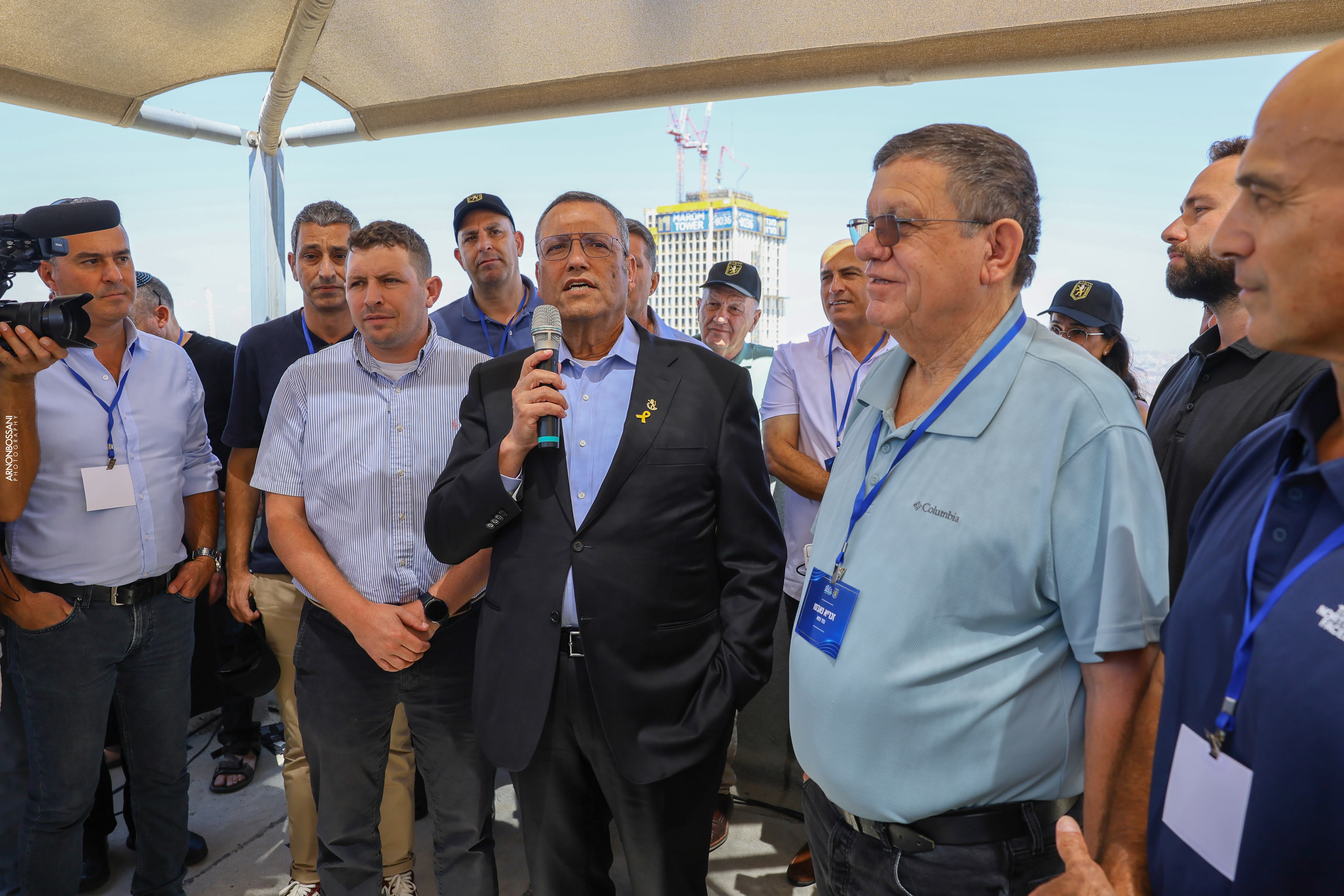 צופים על הר הצופים